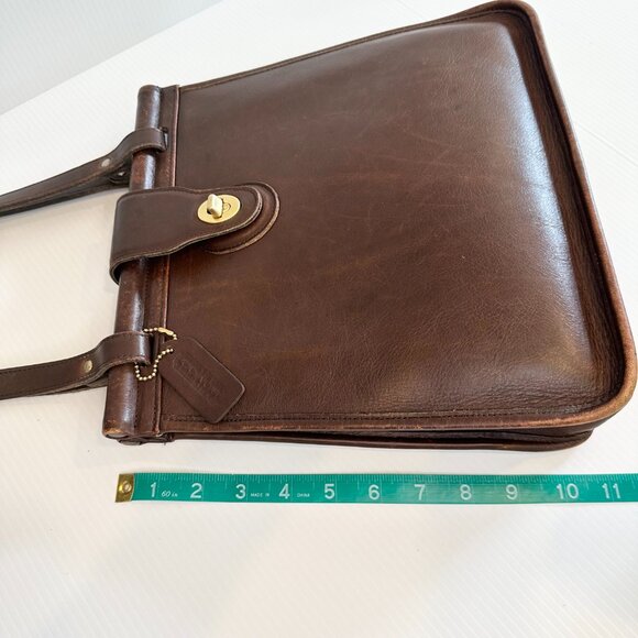 Vintage Coach Weston Shopper 9021 Mahogany Leather Shoulder Bag - Picture 12 of 14